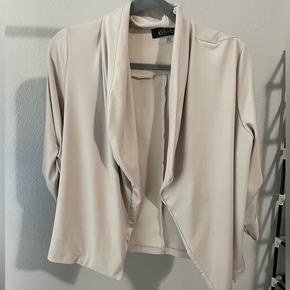 Kasper Women’s Cream Colored Open Front Jacket Size M